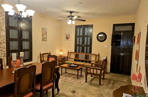 Merida House | Casa Flamingos Altabi