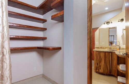 Buenavista Apartment | Casa Girasol Ocean Views Steps to Beach