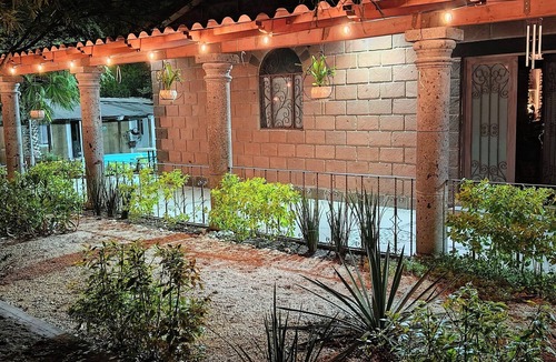 Mexico House | Casa Ikal with jacuzzi and temazcal. Near Tequisquiapan Pet friendly. Swimming pool.