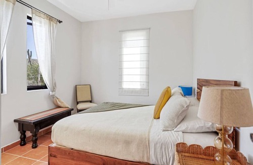 El Pescadero House | Casa Kafka: Intimate Casita with Starlit Tub