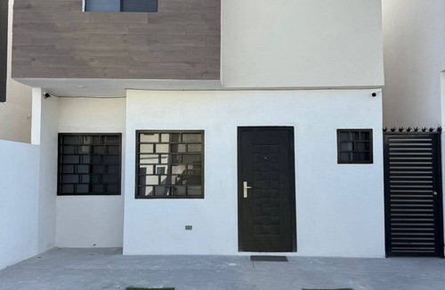 Saltillo House | Casa La Amistad. Comfortable home with 3 bedrooms and 2.5 baths
