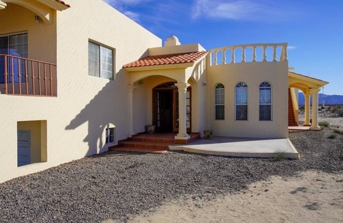 El Dorado Ranch House | Casa la Vida Dulce, a spacious 3BR retreat