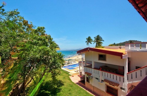 Los Ayala House | Casa las Mariposas Bungalows 4