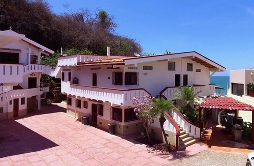 Los Ayala Apartment | Casa las Mariposas Bungalow 9