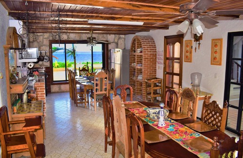 Puerto Morelos House | CASA LEÓN a Beautiful Ocean Front House at the Caribbean