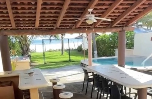 Zihuatanejo House | Casa Mana: Playa Blanca beachfront home w/private pool and outdoor kitchen