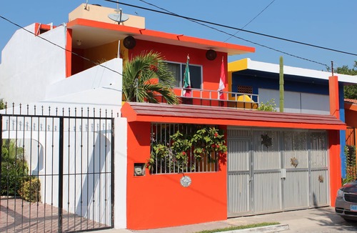 Barra de Navidad Apartment | Casa Mar Y Sol Is Comfortable Secure With Pool. Close To Beach And Restaurant