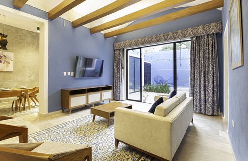 Centro House | ★Casa Mercedes ~ Stylish & Historic in ❤ of Mérida