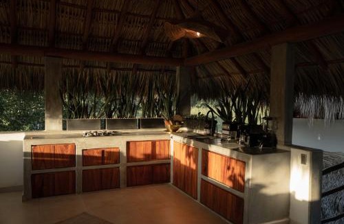 Troncones Apartment | Casa Mexibali, Suite Bali