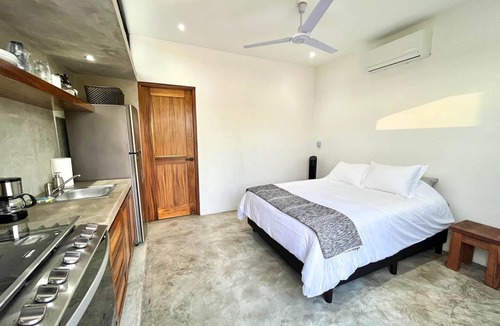 Los Zacatitos House | Casa Moonshine Two Casitas - Private pool, AC, short walk to a beautiful beach!