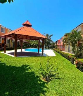 Ixtapa House | Casa Morroken Ixtapa con Alberca