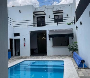 Guadalajara Municipality House | Casa Mundial 2026 for 20 people, 13 miles from Akron
