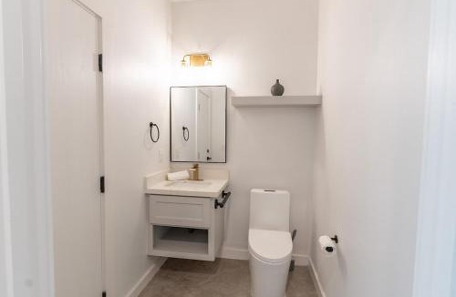 Pharr House | Casa Palma - Relax - Unwind - Feel at home