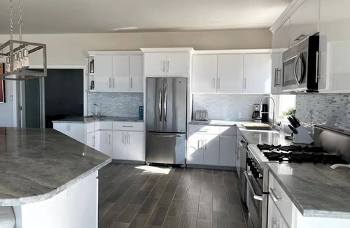 La Joya House | Casa Pam Beautifully Remodeled Private Beach House