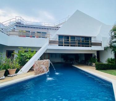 La Penita de Jaltemba House | Casa Pirámide