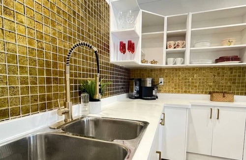 Costa de Oro House | Casa Roja - King Bed - 1block2beach - Las Playas