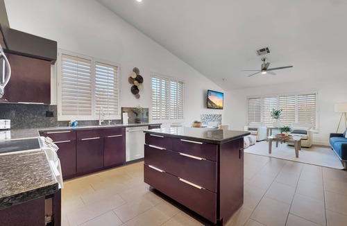 Paradise Valley Village House | Casa Scottdale Heated Pool and Spa! Beautifully Done!