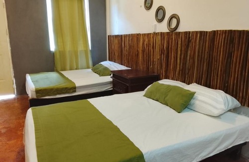 Bacalar House | Casa Shalom Green