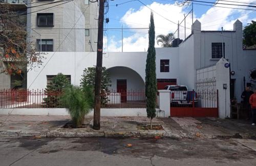 Americana House | Casa Sierra 1862