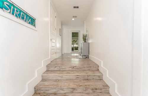 The Shores House | Casa Sirena - Private bayside home with pool home