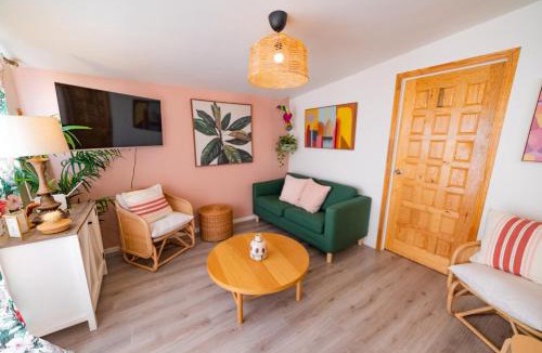 Ensenada House | CASA TUCAN - BEACH JUNGLE PARADISE