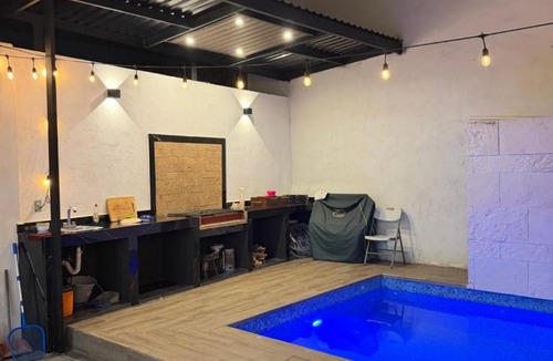 Monterrey House | Casa Tulipán