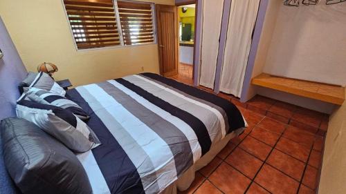 Cuyutlan House | casa viajeros