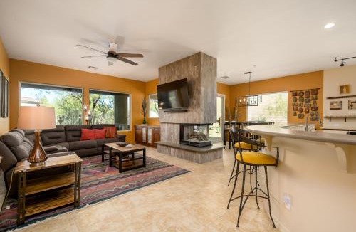 Winfield House | Casa Winfield Home