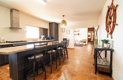Bahia Kino Cottage | Casa Xaasj A refuge in Kino Bay with access to a secluded beach.