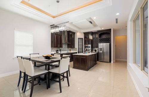 North Ridge Park House | CasaBay charming house in the best neighborhood welcome to CasaBay!