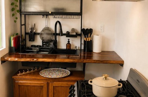 Lazaro Cardenas Apartment | Casita de Jungle