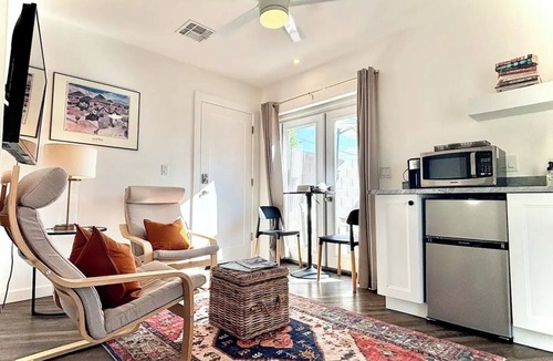 Encanto Villa | Casita Flor - Phoenix - Private Pool - 5-star Superhost on Abnb