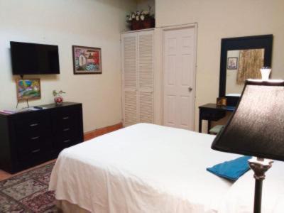 Ajijic Hotel | Casita Montana Hotel
