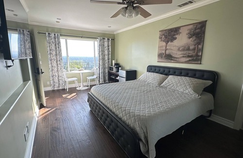 Whittier House | Castle on the Hill Double Suites