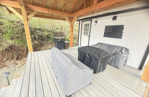 Cataldo House | Cataldo’s hidden 2 bedroom gem minutes from skiing and Coeur d’Alene