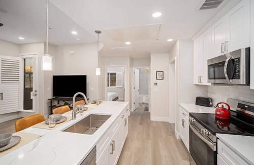 Tucson Condo | Catalina Foothills Getaway with Gated Community, Pool, AC & WiFi