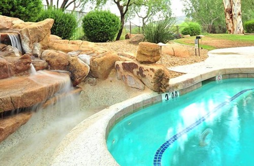 Cave Creek Condo | Cave Creek | Family Desert Vacation | Pool + Golf | 2BR