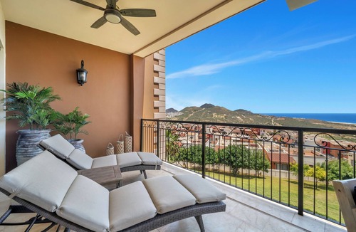 Paraiso Escondido Condo | CCV Quivira - New charming 2BR w/Ocean view & Golf Access!