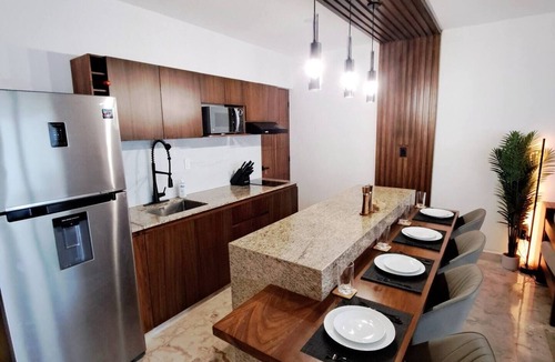 Puerto Morelos Condo | Central 4-bedroom, 3 bath Condo with WiFi, AC in fantastic Puerto Morelos