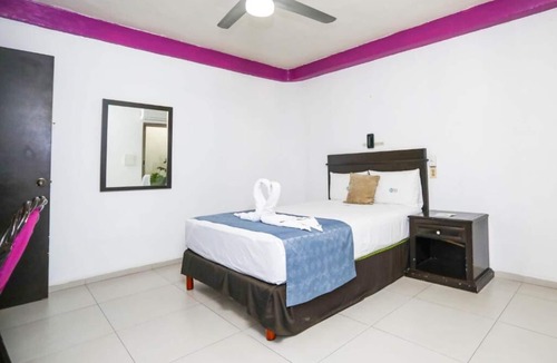 Avenida Tulum Hotel | Central Cancún Getaway | Walk to Restaurants & Cultural Attractions