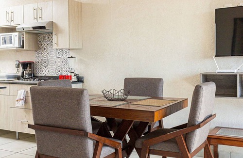 La Perla Apartment | Central condominium near IMSS, H Civil & CUCS