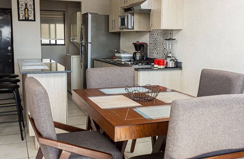 La Perla Apartment | Central condominium near IMSS, H Civil & CUCS