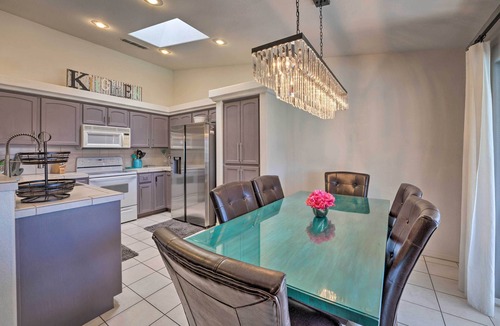 Lake Havasu City House | Central Lake Havasu City House: Grill & EV Charger