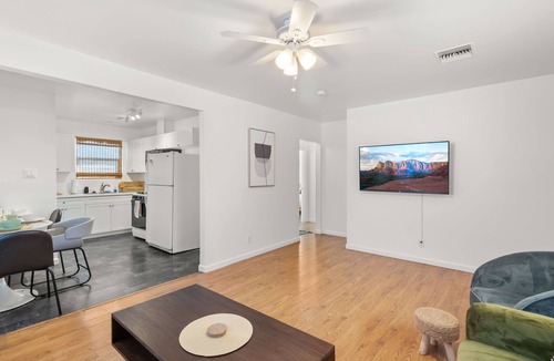 Downtown Phoenix House | Central Phx Kid/Pet friendly home next to Banner Hospital & Historic Coronado