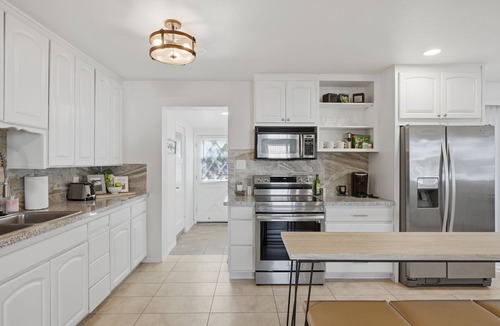 Papago Parkway House | Central Scottsdale Spacious 3BR house, 5 minutes to everything, hot tub, games