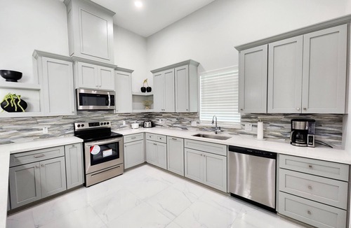 Edinburg House | Centrally located, spacious and beautiful home in Edinburg near main attractions