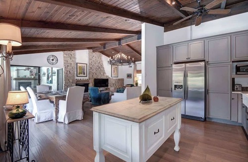 El Mirador House | Centrally located and pet-friendly home with pool