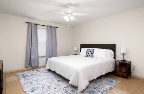 Pharr Apartment | Centric Apartment Exclusive Access 2 KING Beds