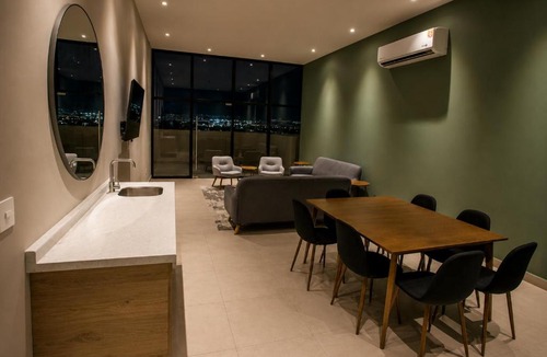 Monterrey Apartment | Centrico y Comodo Apt/Ac/7Px/Wif