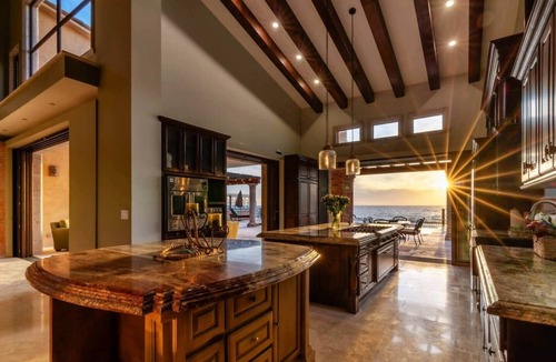 Cerritos House | Château Cerritos | Luxe Oceanfront Home